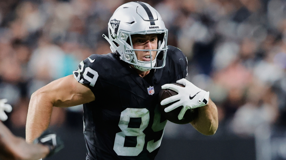 Josh Allen es coronado como el rey indiscutible de la NFL por encima de Patrick Mahomes Los Las Vegas Raiders parecían llegar a la Semana