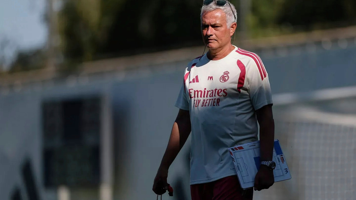 ¿Mourinho se sale con la suya? “Puede cambiar el árbitro del Clásico”